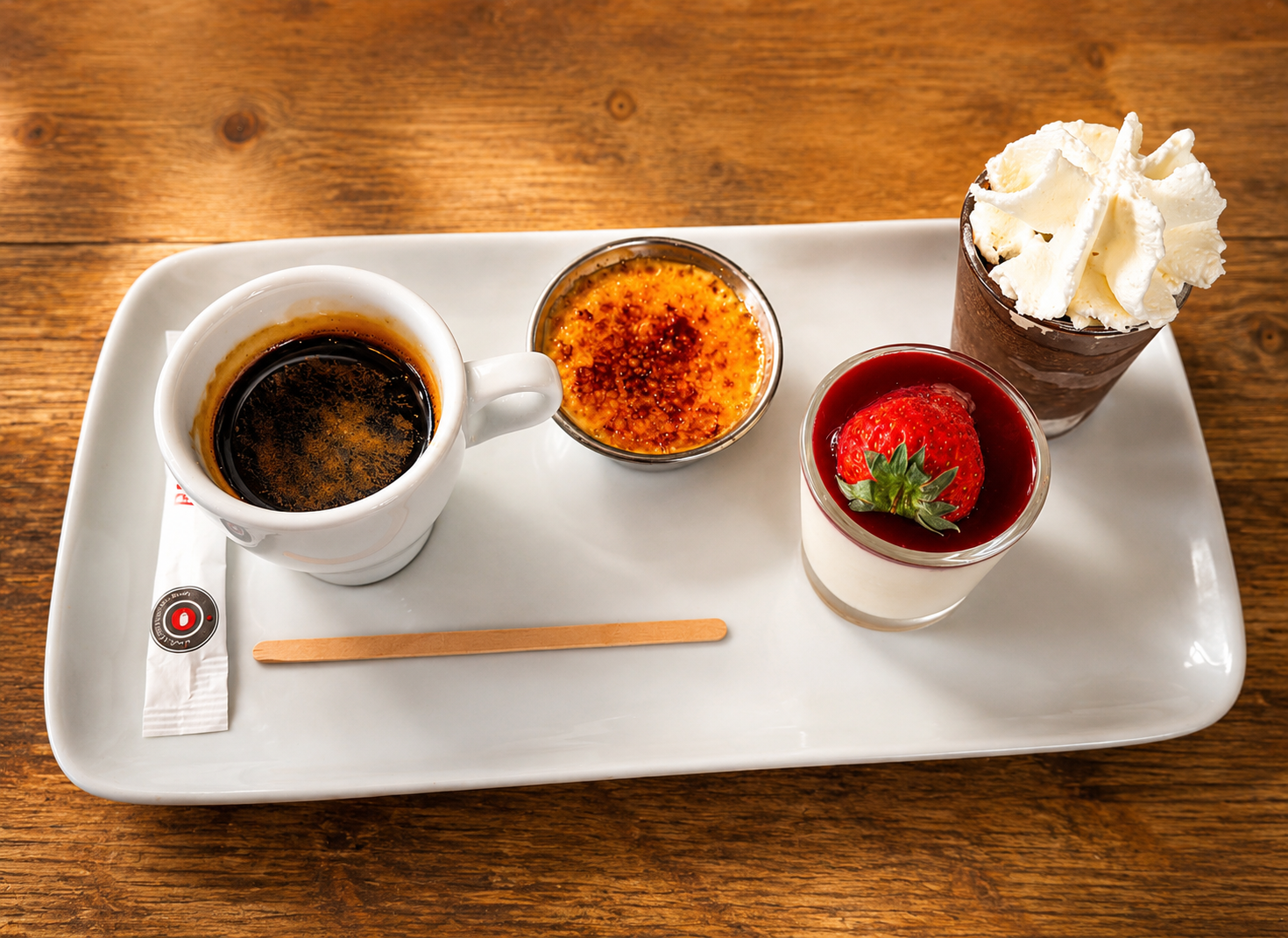 Café gourmand, café et trois mignardises maison